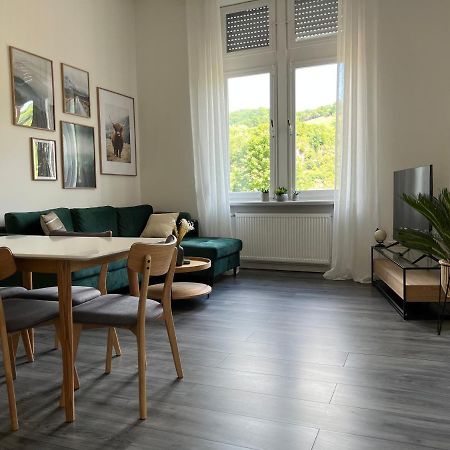 דירות סנקט אלדגונד Direkter Moselblick I Altbau I 4 Personen I Terrasse מראה חיצוני תמונה