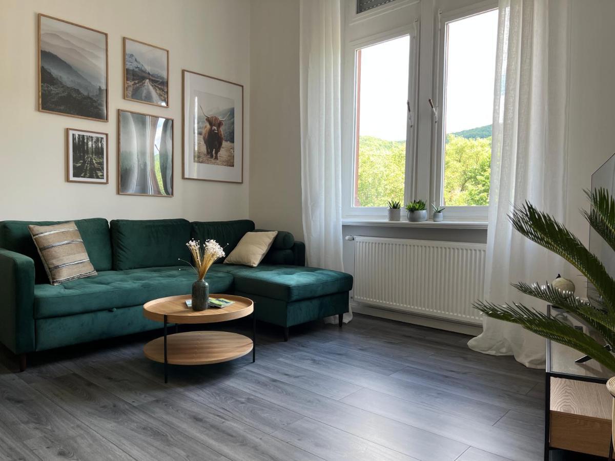 דירות סנקט אלדגונד Direkter Moselblick I Altbau I 4 Personen I Terrasse מראה חיצוני תמונה